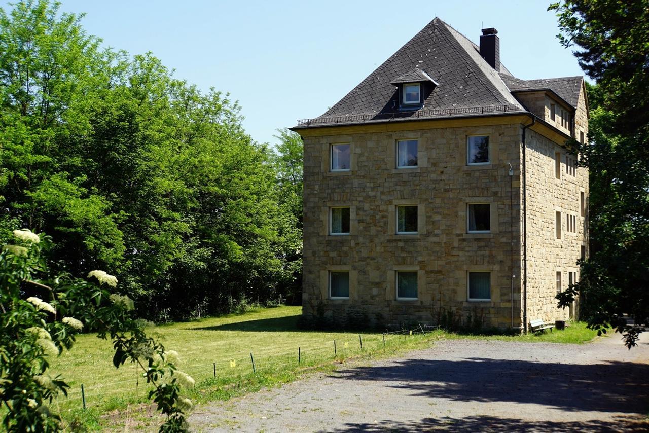 Kloster Neustadt Neustadt an der Weinstraße Buitenkant foto