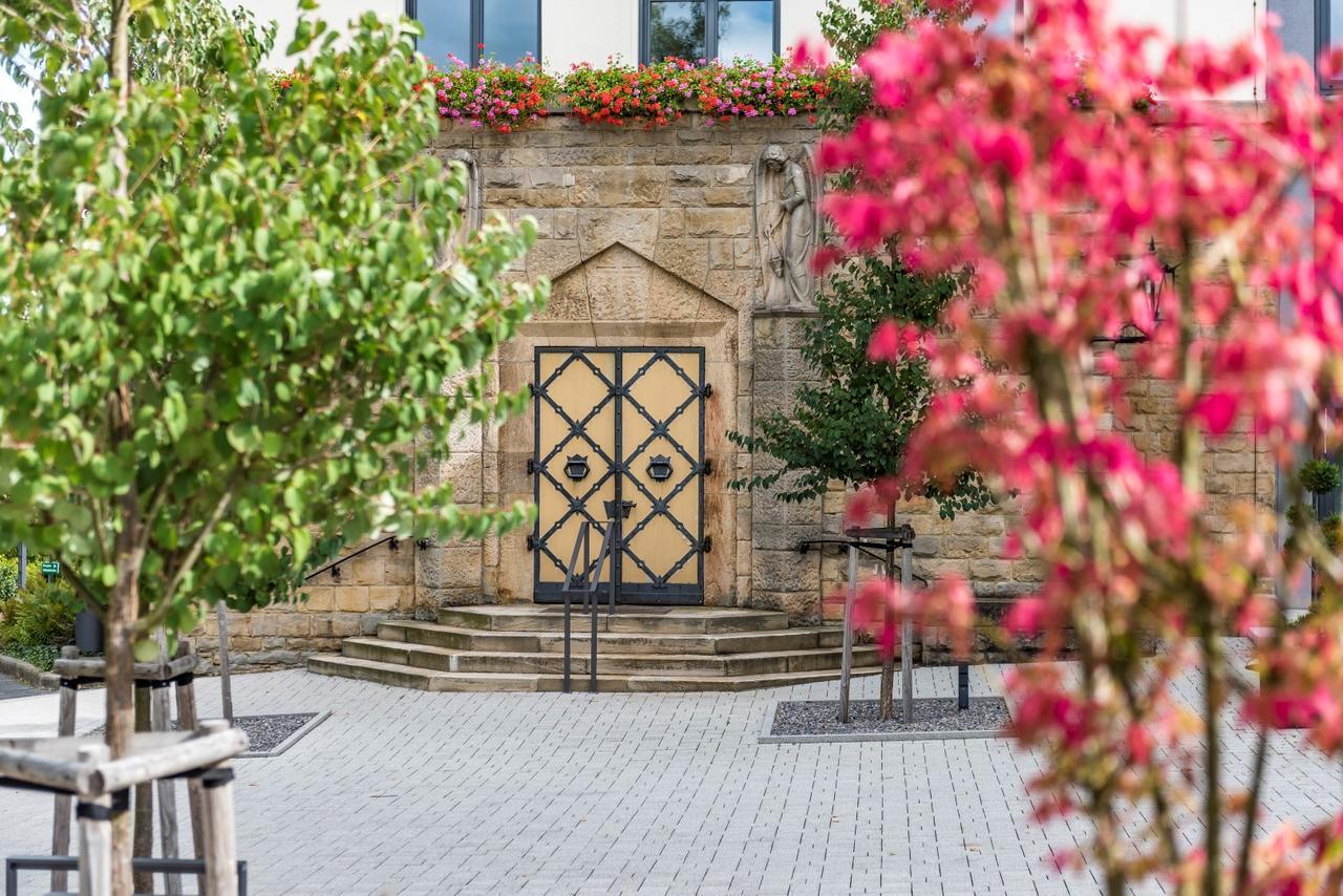 Kloster Neustadt Neustadt an der Weinstraße Buitenkant foto